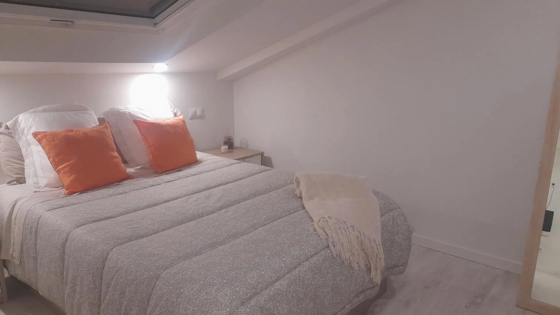 Duplex De Diseno Moderno Y Acogedor Apartment Santander 0*,  Spain